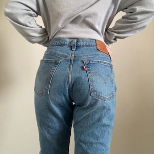 Levi 501 straight leg jeans